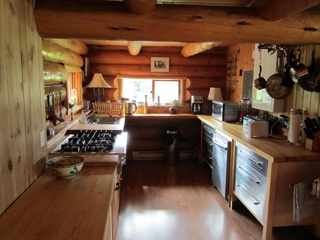 LDR Lodge - Last Dollar Ranch Smithers Camera foto